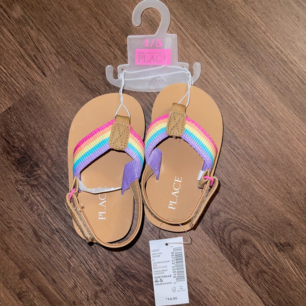 NWT The Children’s Place Rainbow Flip-Flops (4-5)